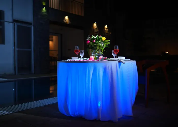 Q' Nest By Quadrillion Hotels Lansdowne