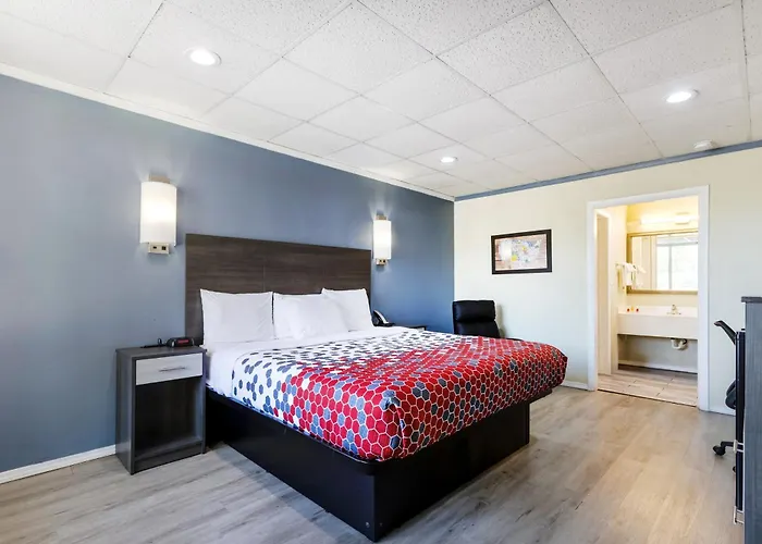 Edyn Hotel By Townhouse Wytheville Us 52