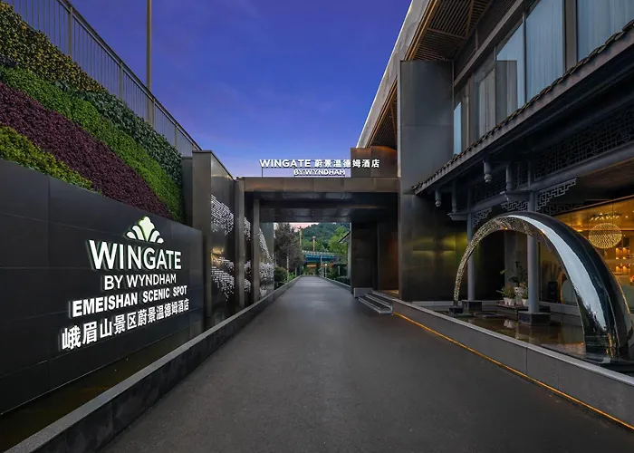Wingate By Wyndham Emeishan Scenic Spot