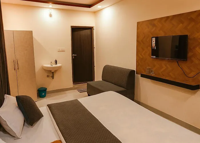 Hotel Krishnam By Trustay