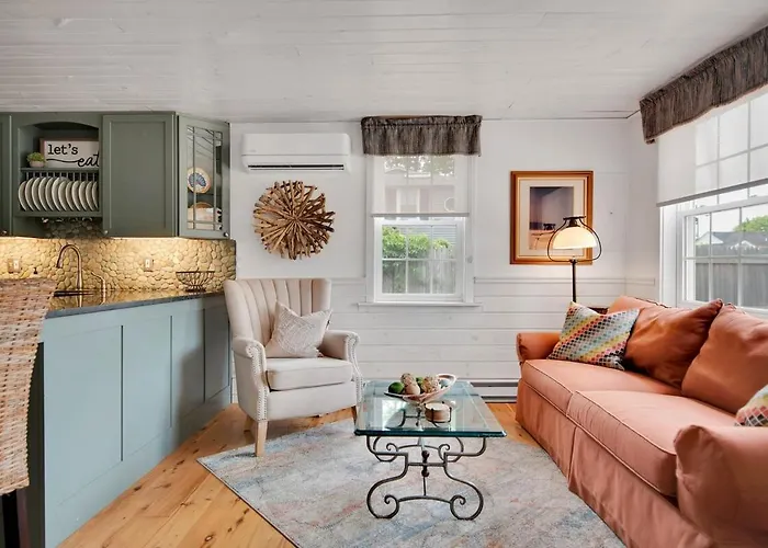 Luxury Driftwood Cottage Saybrook Point