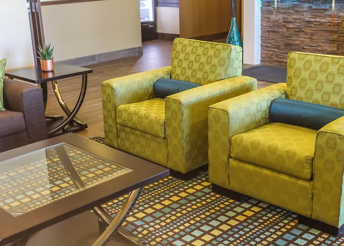 Best Western Plus Moosomin Hotel