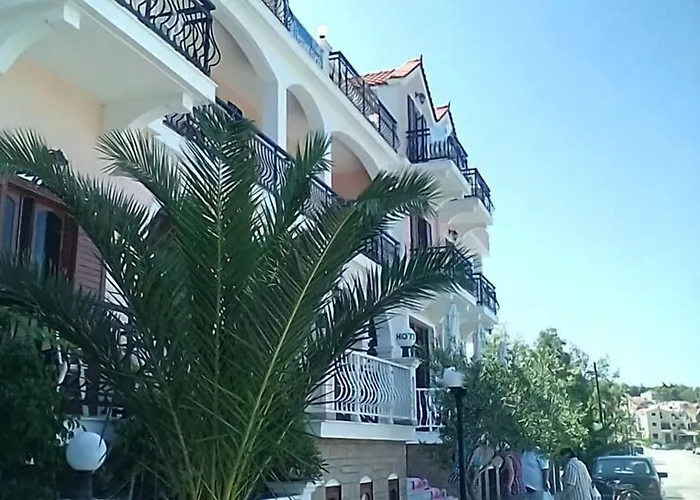 Celebrity Hotel