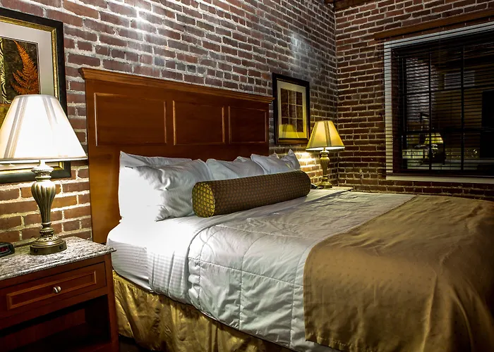 Jackson Park Inn, An Ascend Collection Hotel