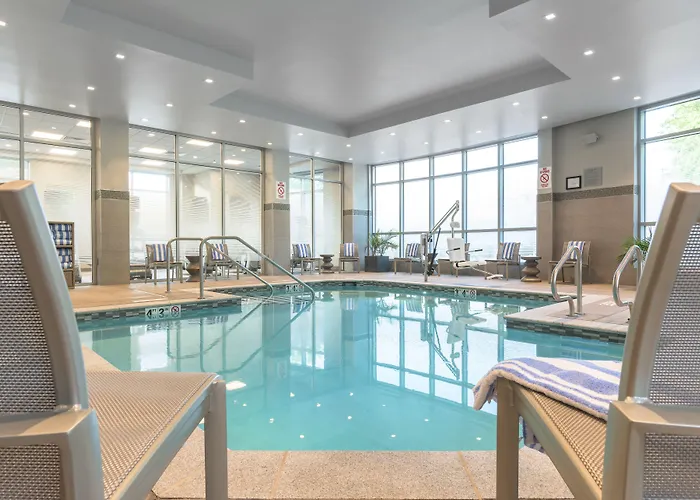 Courtyard By Marriott Edgewater Nyc Area