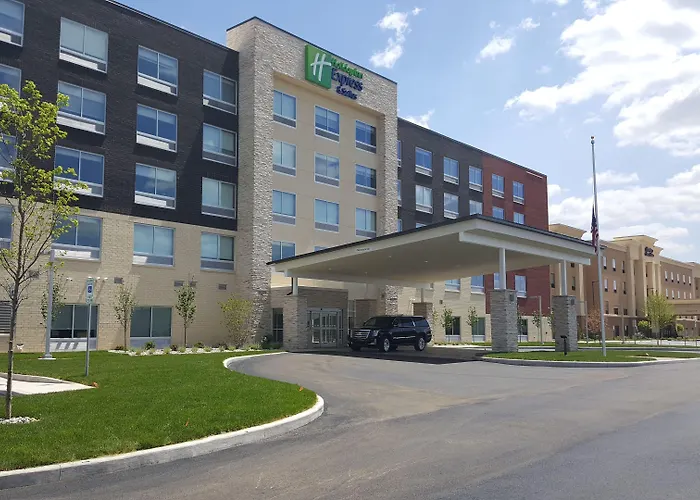 Holiday Inn Express & Suites Toledo West By Ihg