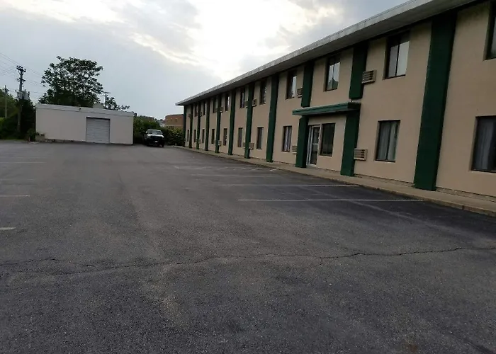 Woonsocket Motor Inn