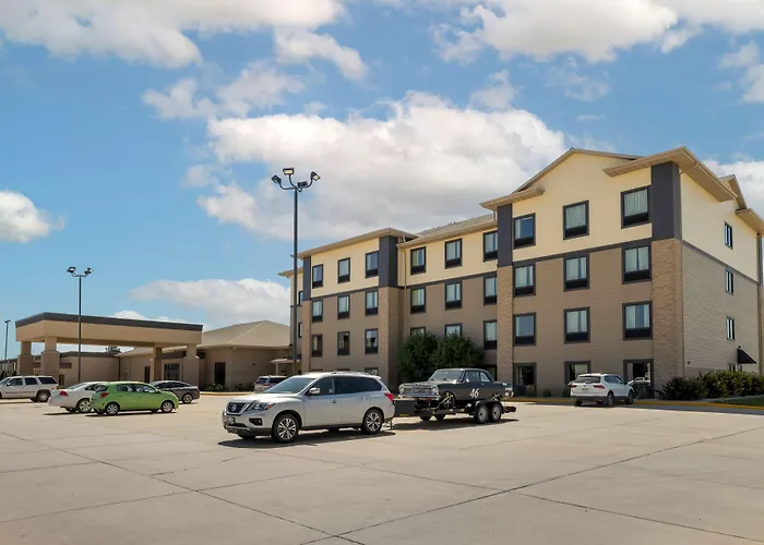 Best Western Plus North Platte Inn & Suites