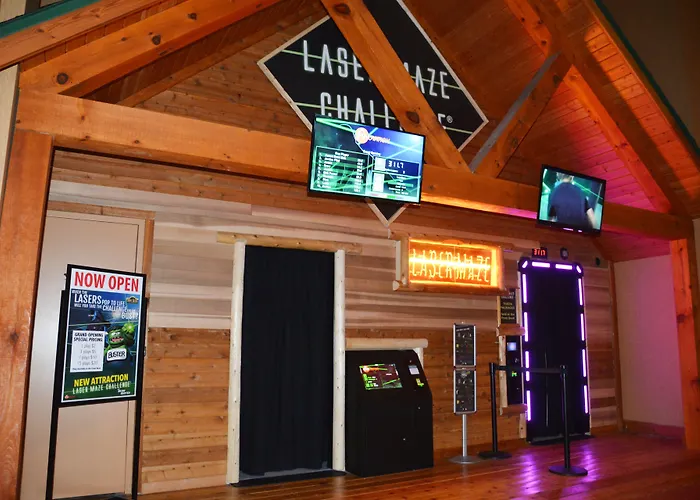 Three Bears Waterpark Resort Near Tomah, An Ascend Collection Hotel