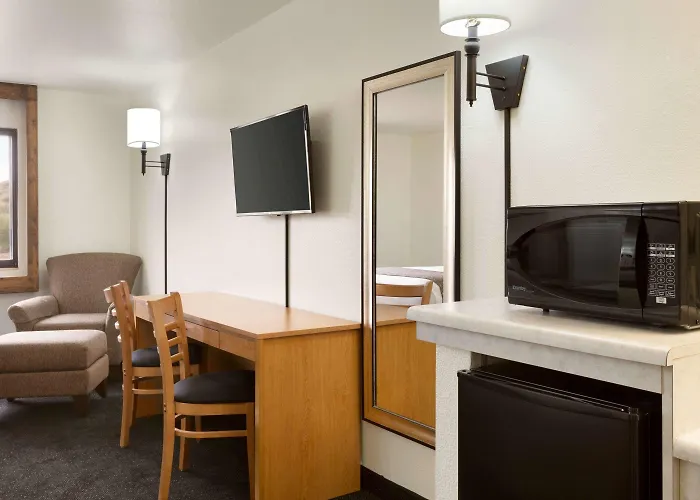 Travelodge By Wyndham Belen