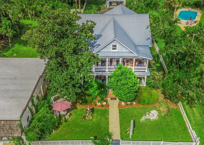 Goodbread House Bed & Breakfast Inn