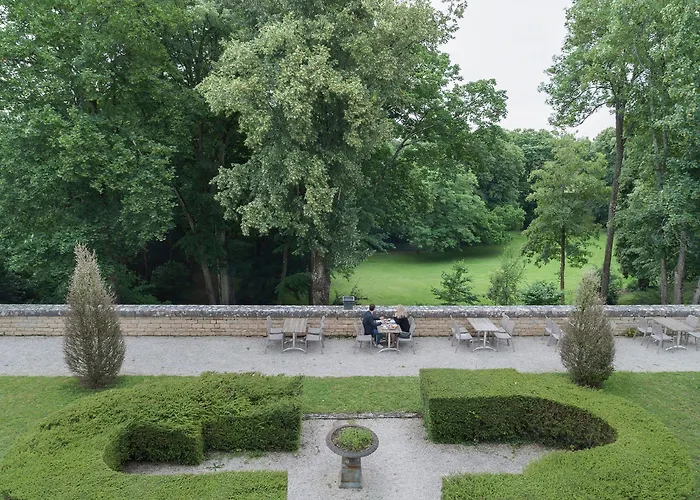 Chateau Saint-Michel - Cercle Des Grands Crus