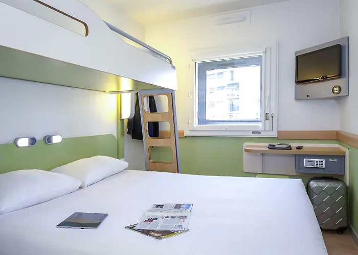 First Inn Hotel