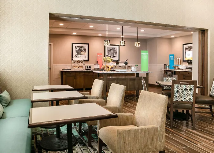 Hampton Inn & Suites Mason City, Ia