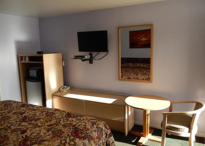 Townsman Motel