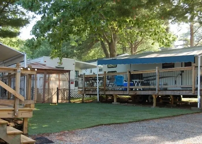 Drake'S Island Resort & Cottages