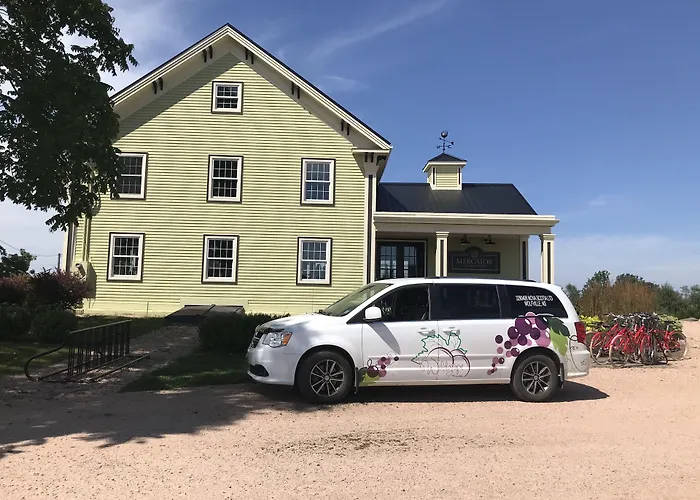 Tattingstone Inn