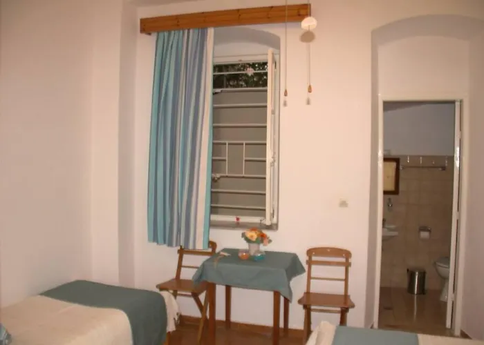 Medieval Rose Guest House