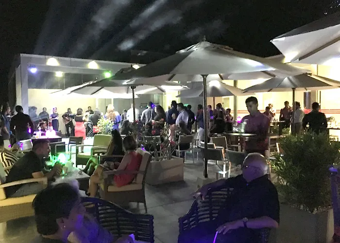 Club Waskaduwa Beach Resort & Spa