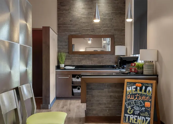Best Western Plus Dartmouth Hotel & Suites