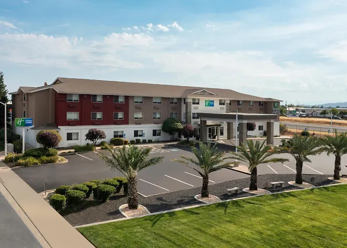 Holiday Inn Express Redding North By Ihg
