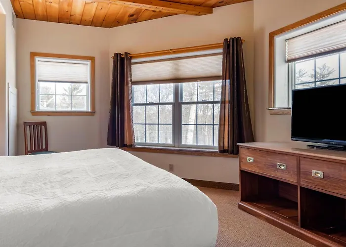 Mountain Edge Suites At Sunapee, An Ascend Collection Hotel