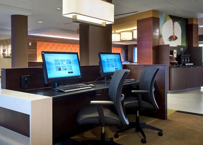 Fairfield Inn & Suites By Marriott Syracuse Carrier Circle