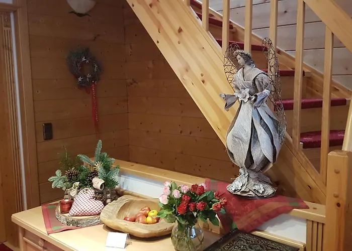 Hotel Alpenhof - Ruhige Wohlfuehloase Zwischen Muenchen, Dem Fuenf-Seenland Und Den Bergen, In S-Bahnnaehe