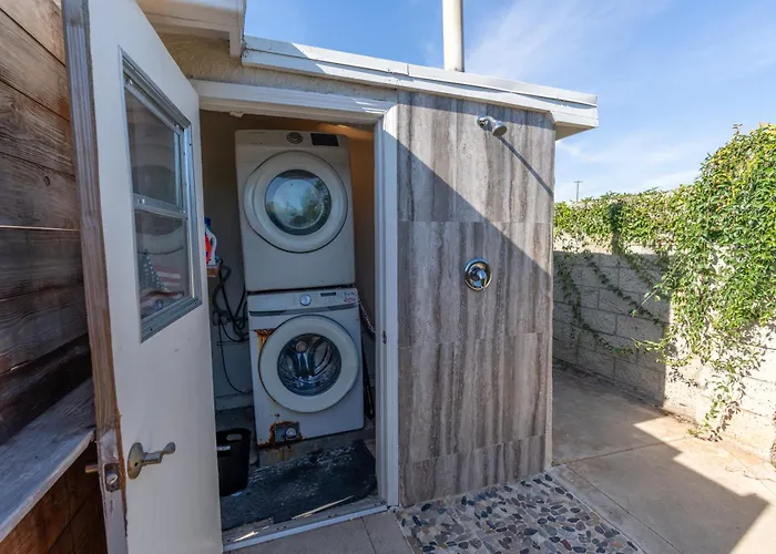 Oceanside Rocks Family Vacation Home