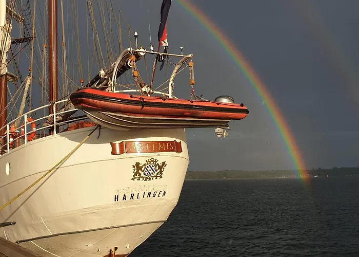 Tallship Artemis