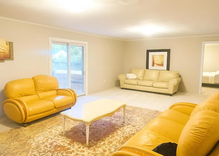 Relish In Rockville Rambler