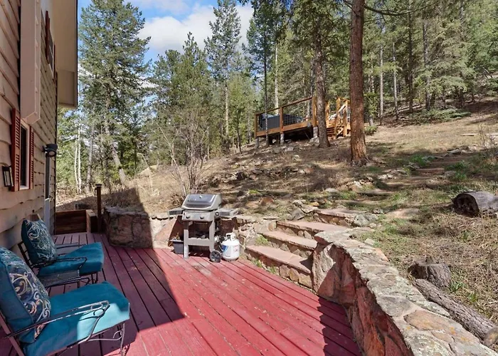 King Of The Mountain. Private Hot Tub. Pets Allowe