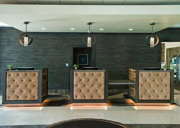 Oxford Suites Sonoma - Rohnert Park