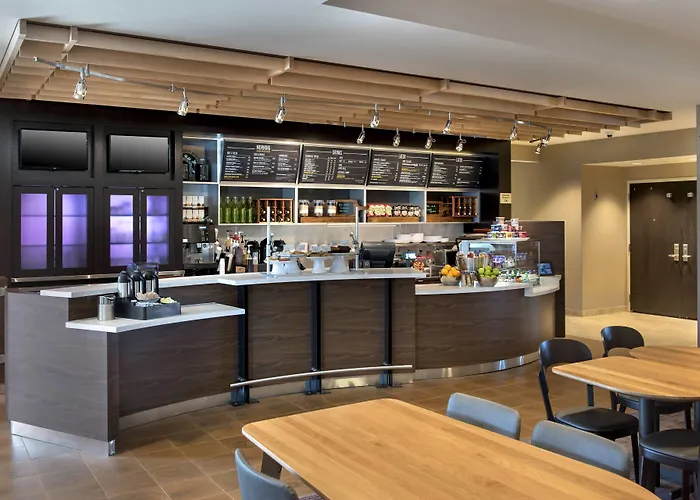 Courtyard By Marriott Schenectady At Mohawk Harbor