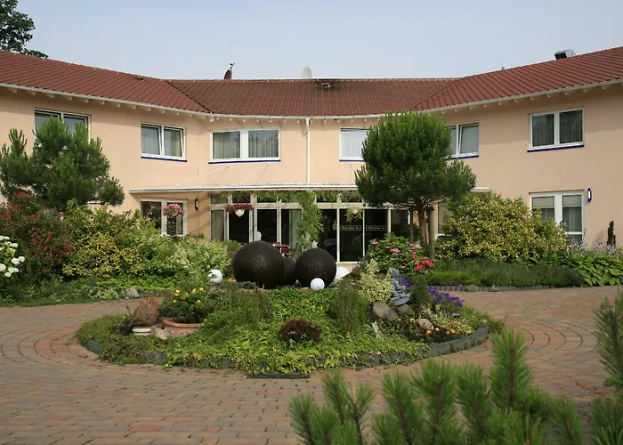 Hotel Circle Inn - Closest To Air Base