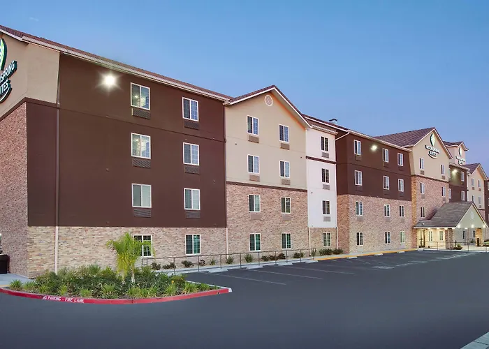 Woodspring Suites Bakersfield East