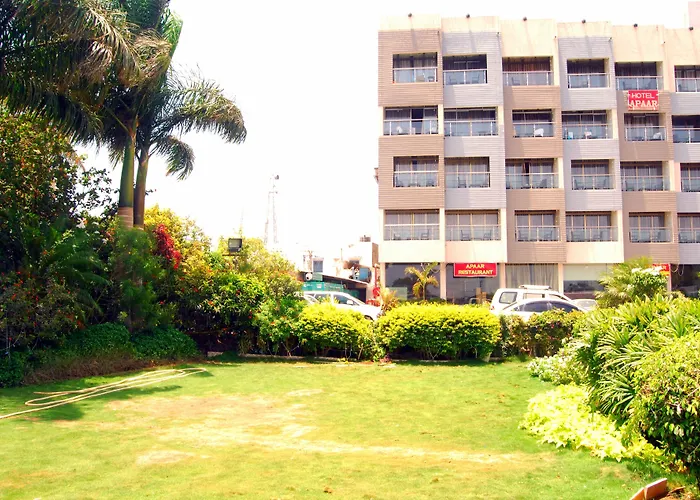 Hotel Apaar With Sea Face Garden Restaurant