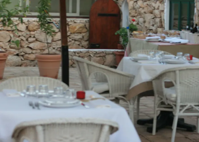 I Dammusi Di Borgo Cala Creta