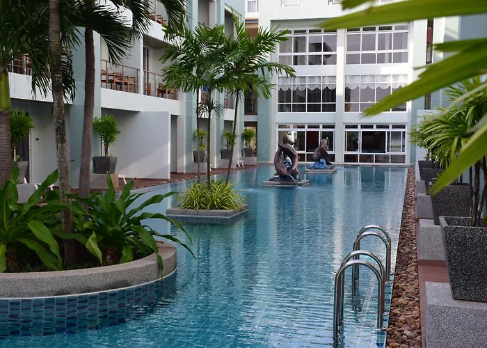 Phi Phi Harbour View Hotel-SHA Extra Plus