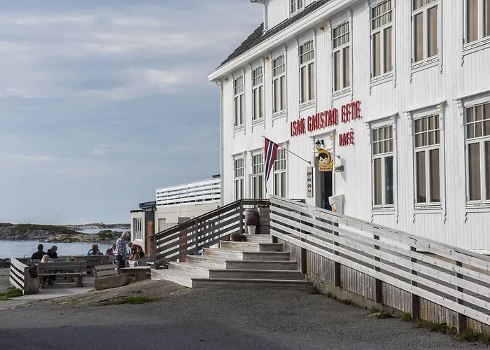 Dolmsundet Hotell Hitra
