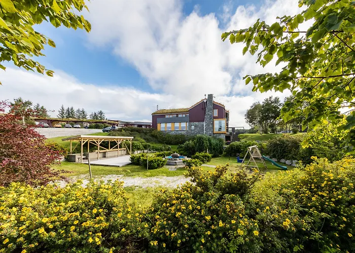 Dolmsundet Hotell Hitra