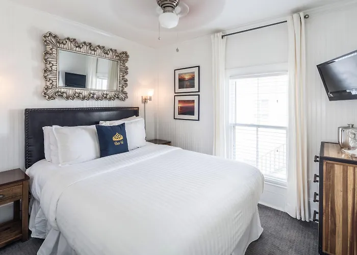 Queen Vic Guest House (Adults Only)