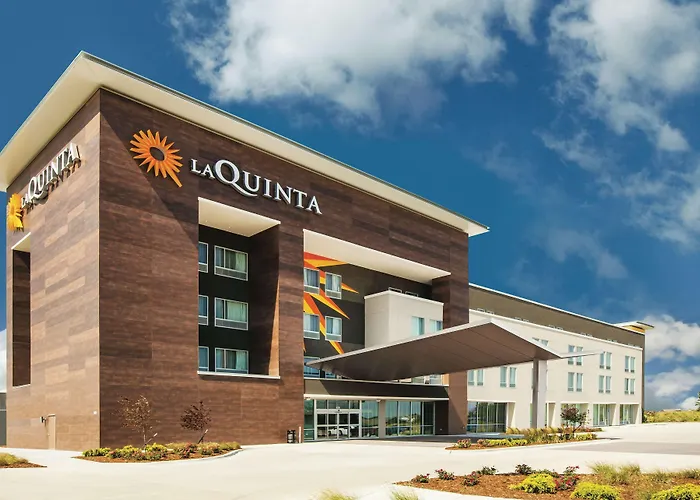 La Quinta By Wyndham Wichita Northeast