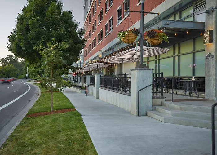 Hyatt Place Eugene/Oakway Center