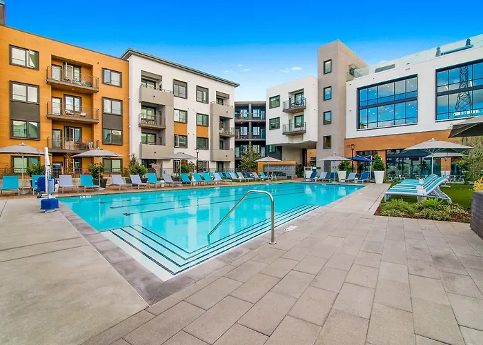 Global Luxury Suites In Menlo Park