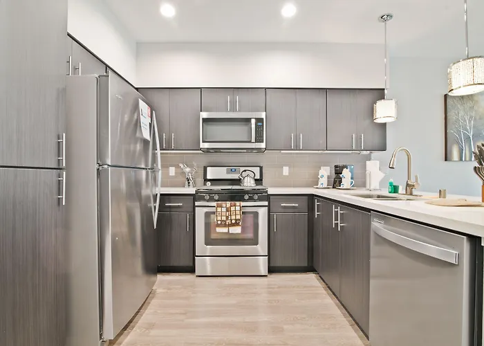 Global Luxury Suites In Menlo Park