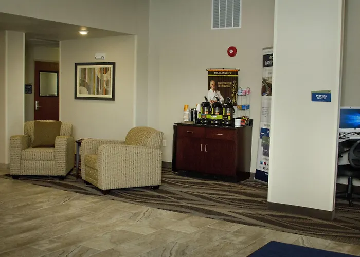 Cobblestone Inn & Suites - Soda Springs