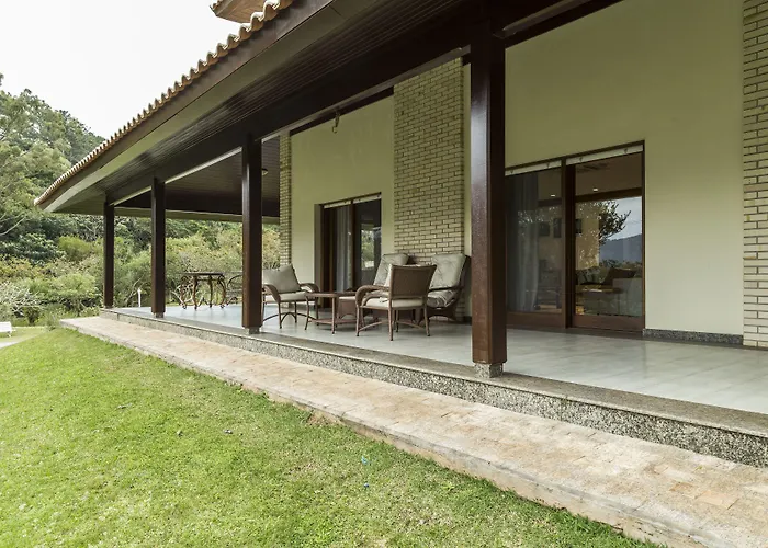 Haute Haus - Guest House