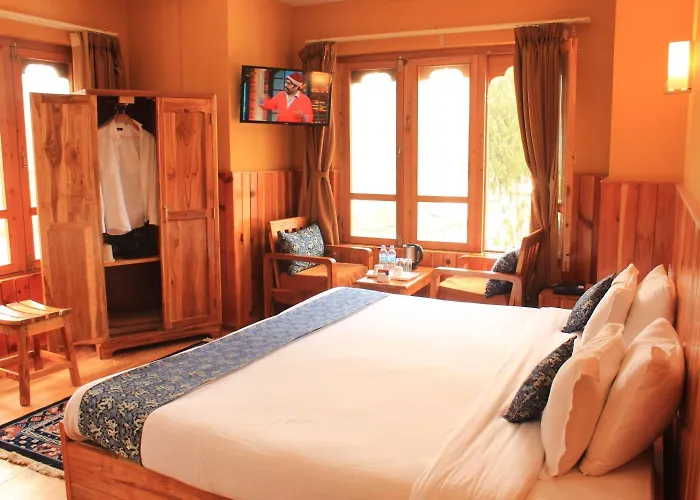 Hotel Khamsum