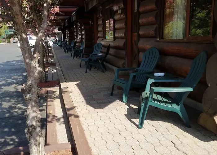 Nootka Lodge
